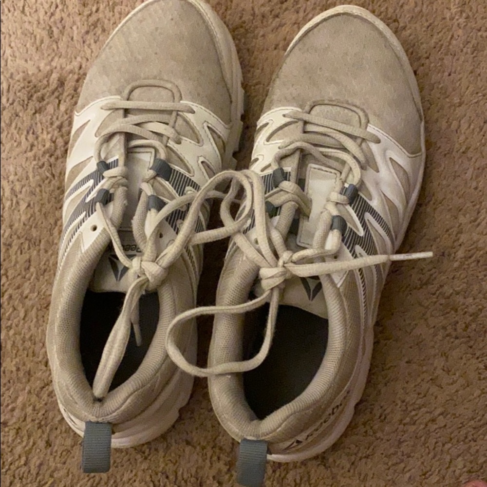 Reebok white tennis shoes
